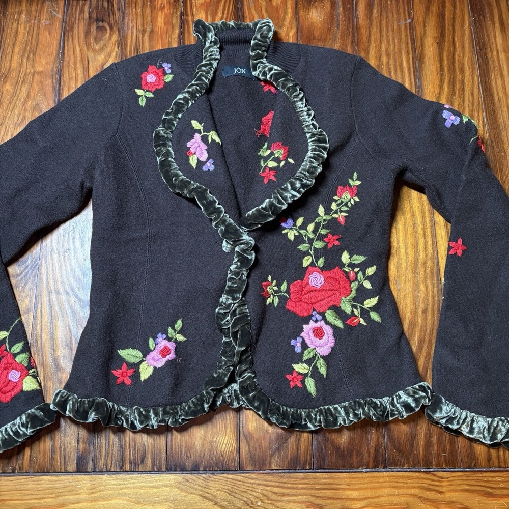Vtg Jon 100% Wool Floral Embroidered Velvet Ruffle Cardigan Sweater Beautiful